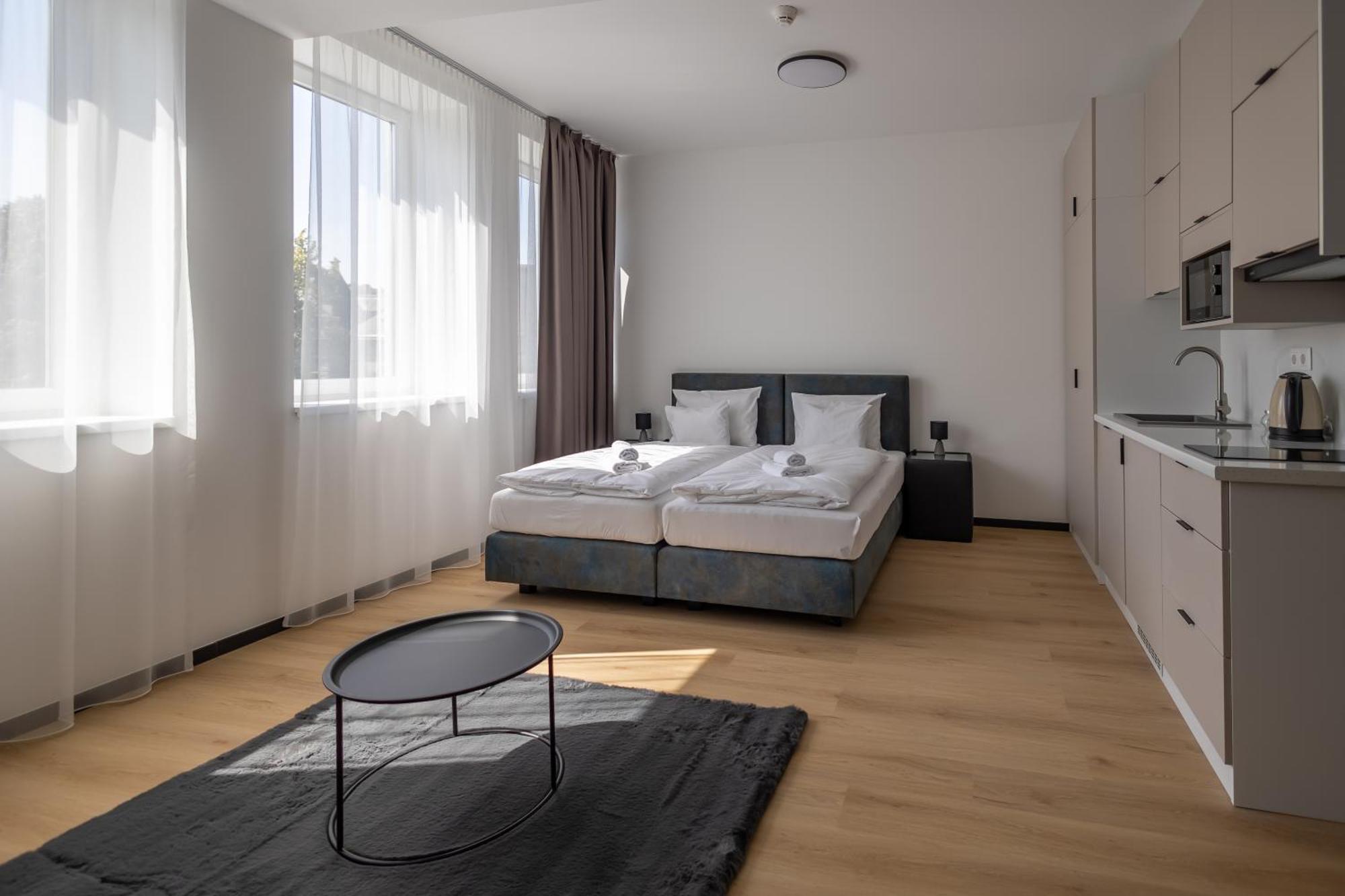 Central Residence Apartmanok Мишкольц Экстерьер фото